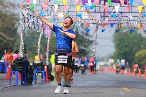 BIB: 047265
                            <button type="button" onclick="openModal(9905107)" class="btn btn-primary btn-sm float-right btn-popup" data-toggle="modal" data-target=".modal-high-quality">
                        <i class="fas fa-shopping-cart"></i> Add to Cart
                    </button>
                                            <button type="button" onclick="isThisMe(9905107, true)" class="btn btn-success btn-sm float-right btn-popup btn-isme hidden" data-toggle="tooltip" data-placement="bottom" title="นี่คือรูปของคุณใช่ไหม คลิกที่นี่เพื่อเอาเข้าอัลบั้ม">
                        <i class="fas fa-plus"></i> Add to album
                    </button>
                    <button type="button" onclick="isThisMe(9905107, false)" class="btn btn-warning btn-sm float-right btn-popup btn-isnotme hidden">
                        <i class="fas fa-ban"></i> Remove from album
                    </button>